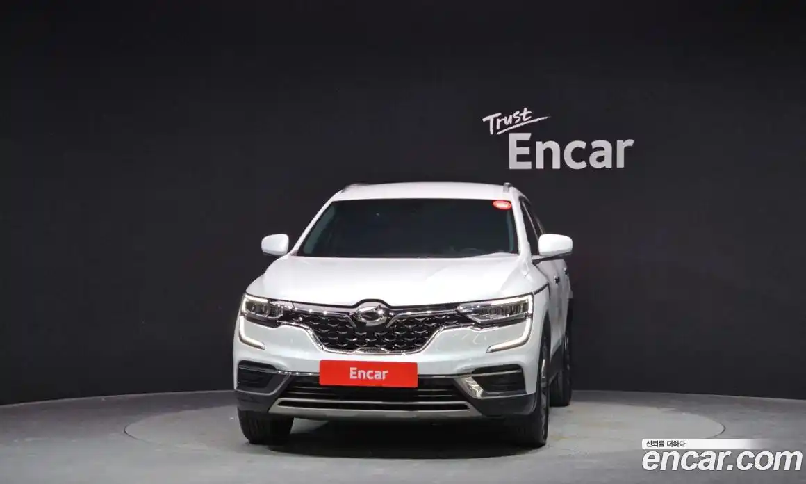Renault QM6 2022 2.0 гидро в Москве № 2053875, фото 3