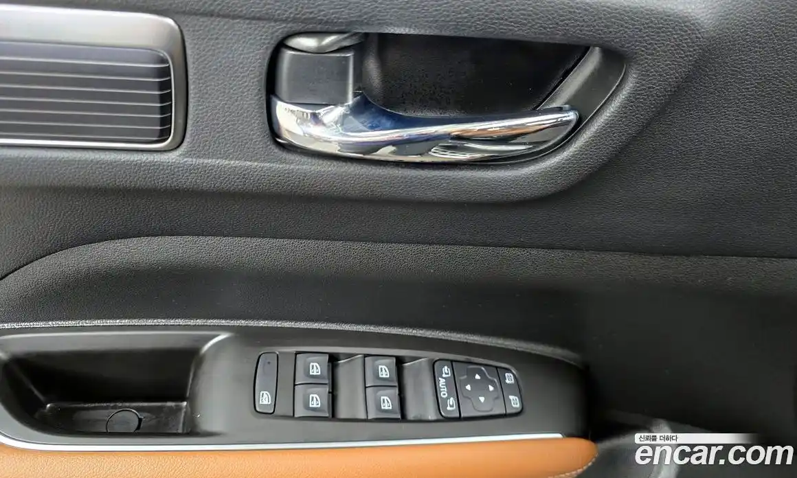 Renault QM6 2022 2.0 гидро в Москве № 2053888, фото 28