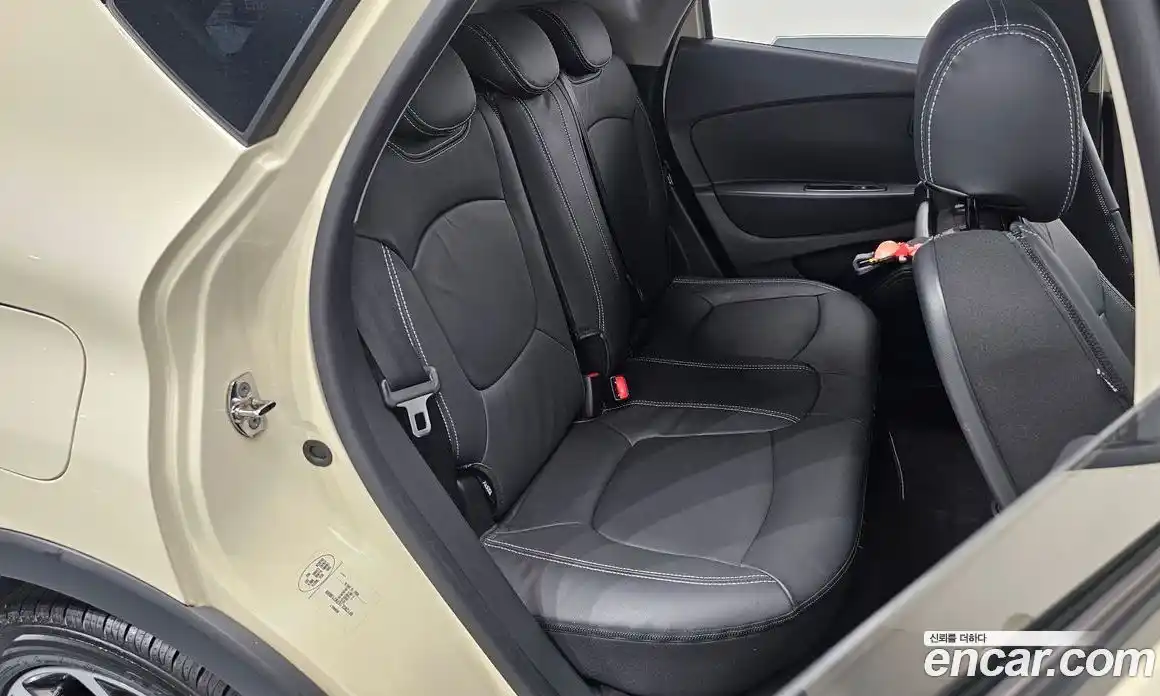 Renault QM3 2015 1.5 гидро в Москве № 2053943, фото 11
