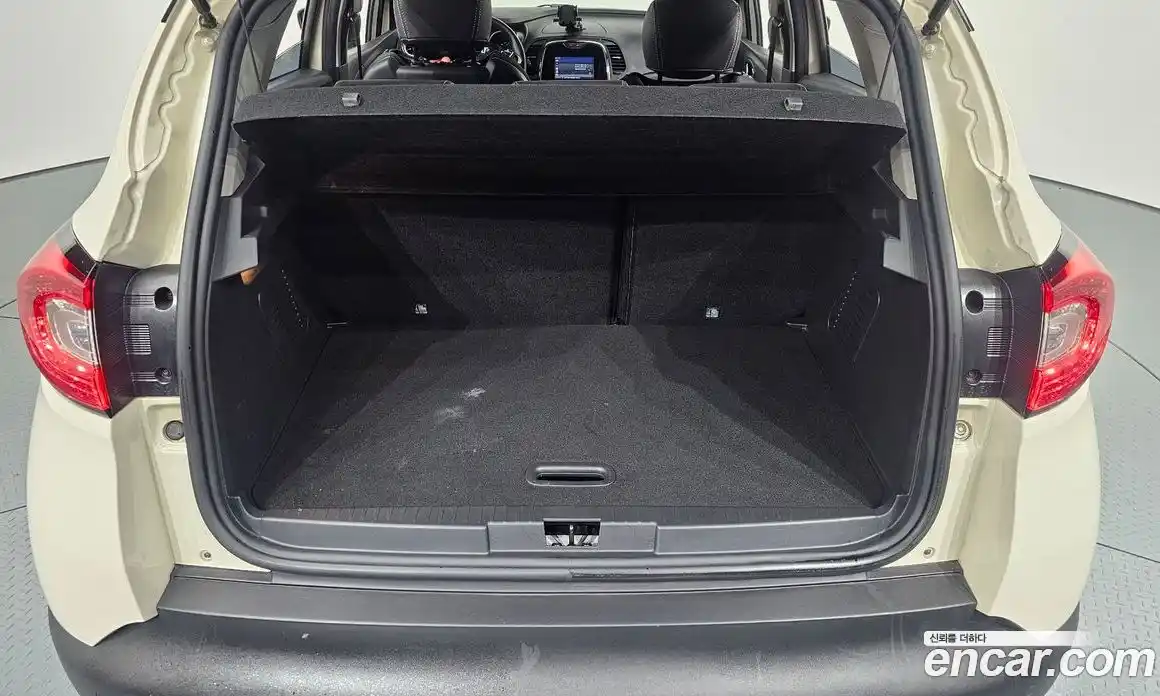 Renault QM3 2015 1.5 гидро в Москве № 2053943, фото 20