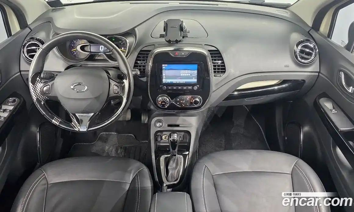 Renault QM3 2015 1.5 гидро в Москве № 2053943, фото 7