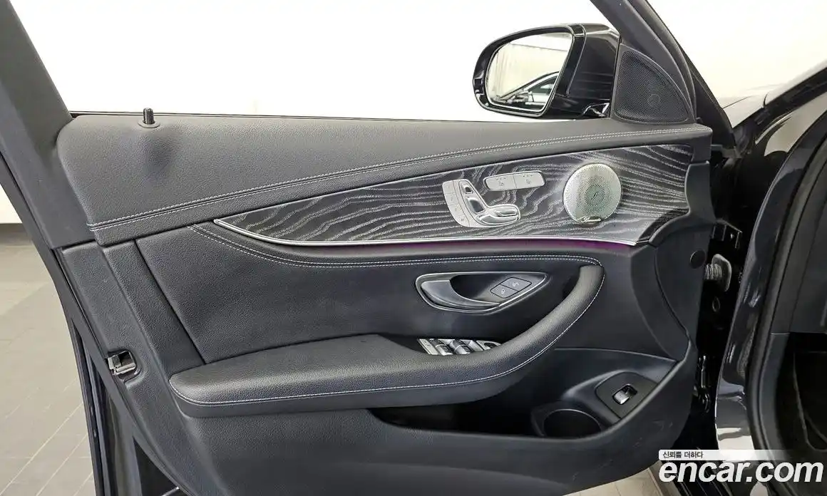 Mercedes-Benz E-Class 2022 2.0 гидро в Москве № 2054581, фото 14
