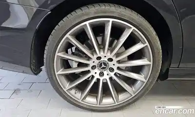 Mercedes-Benz E-Class 2022 2.0 гидро в Москве № 2054581, миниатюра 5