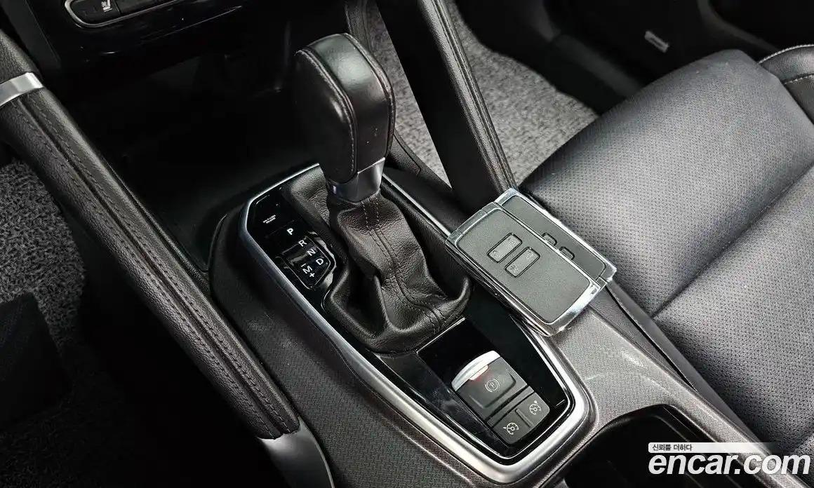 Renault QM6 2016 2.0 гидро в Москве № 2055187, фото 12