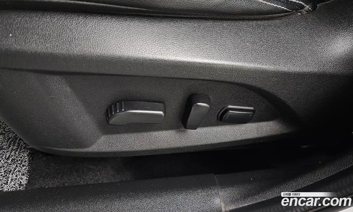 Renault QM6 2016 2.0 гидро в Москве № 2055187, фото 27