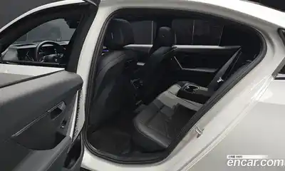 BMW 5-Series 2025 2.0 гидро в Москве № 2056303, миниатюра 12