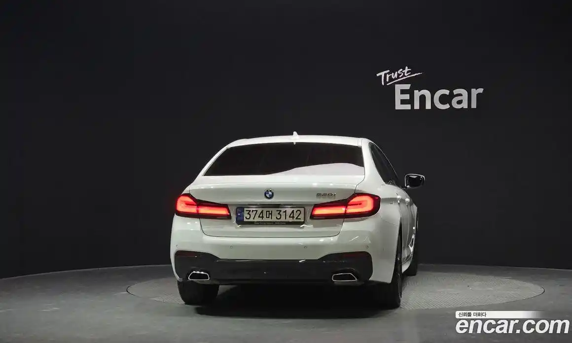 BMW 5-Series 2023 2.0 гидро в Москве № 2056522, фото 4
