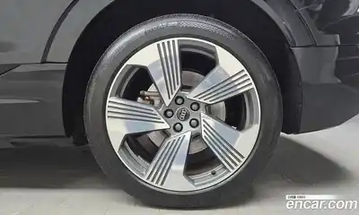 Audi e-tron 2021 0.2 гидро в Москве № 2056820, миниатюра 7
