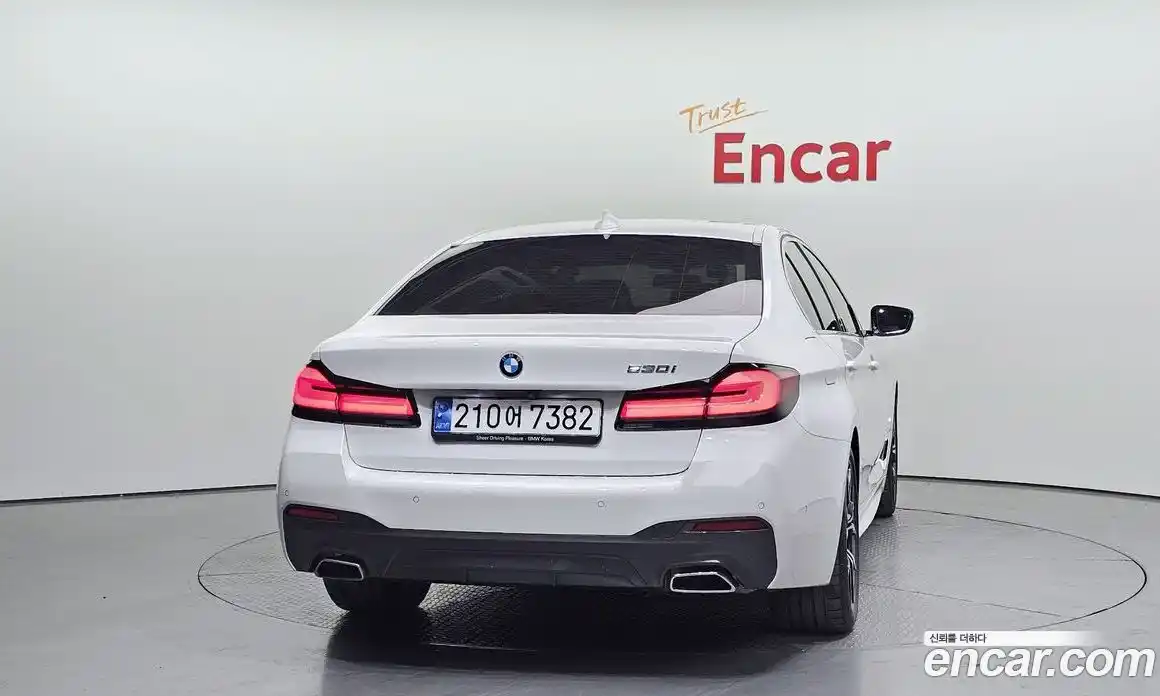 BMW 5-Series 2023 2.0 гидро в Москве № 2056853, фото 4