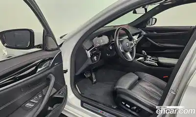 BMW 5-Series 2023 2.0 гидро в Москве № 2056853, миниатюра 10
