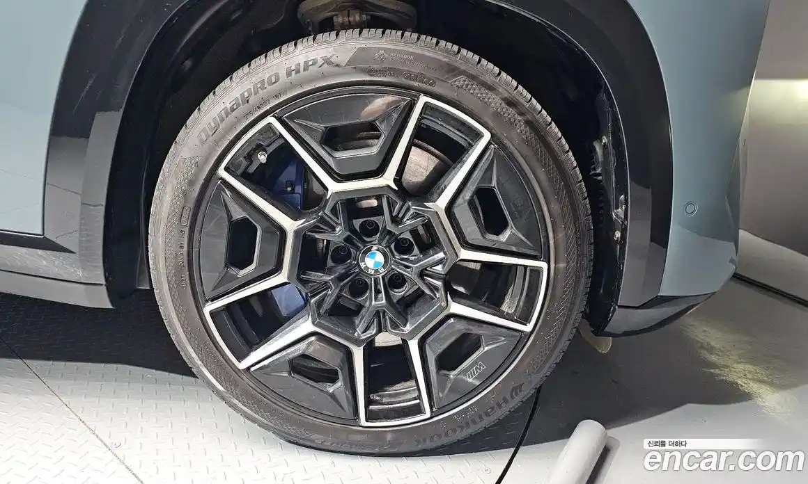 BMW XM 2023 4.4 гидро в Москве № 2056873, фото 7