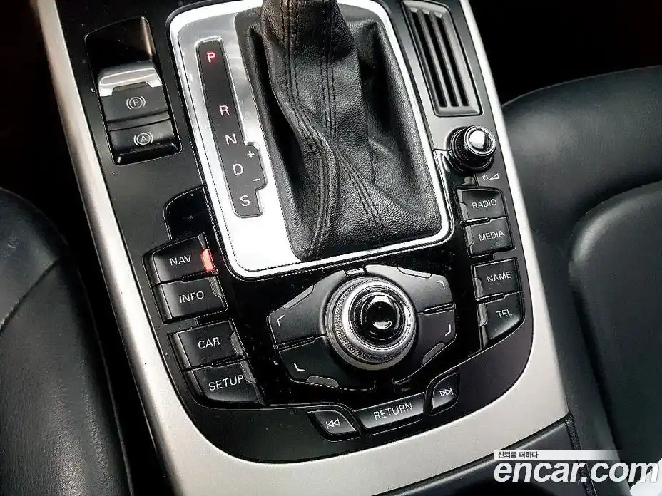 Audi A4 2010 2.0 гидро в Москве № 2057314, фото 13