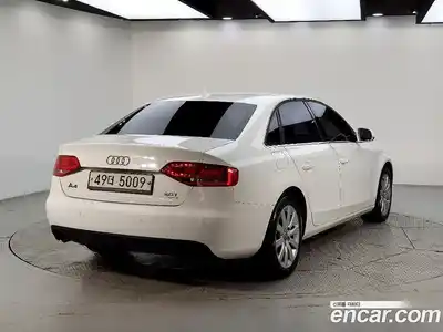 Audi A4 2010 2.0 гидро в Москве № 2057314, миниатюра 4