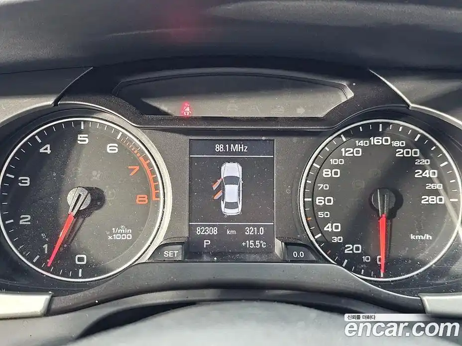 Audi A4 2010 2.0 гидро в Москве № 2057314, фото 7