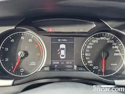 Audi A4 2010 2.0 гидро в Москве № 2057314, миниатюра 7