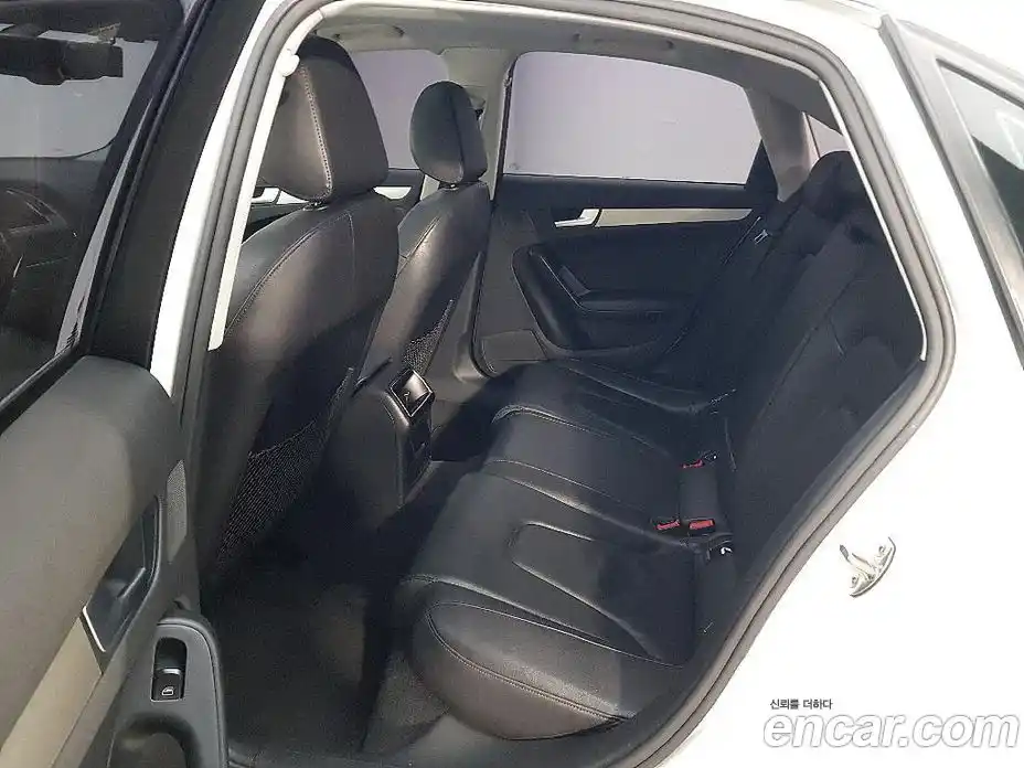 Audi A4 2010 2.0 гидро в Москве № 2057314, фото 9