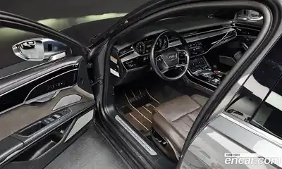 Audi A8 2021 3.0 гидро в Москве № 2057340, миниатюра 11