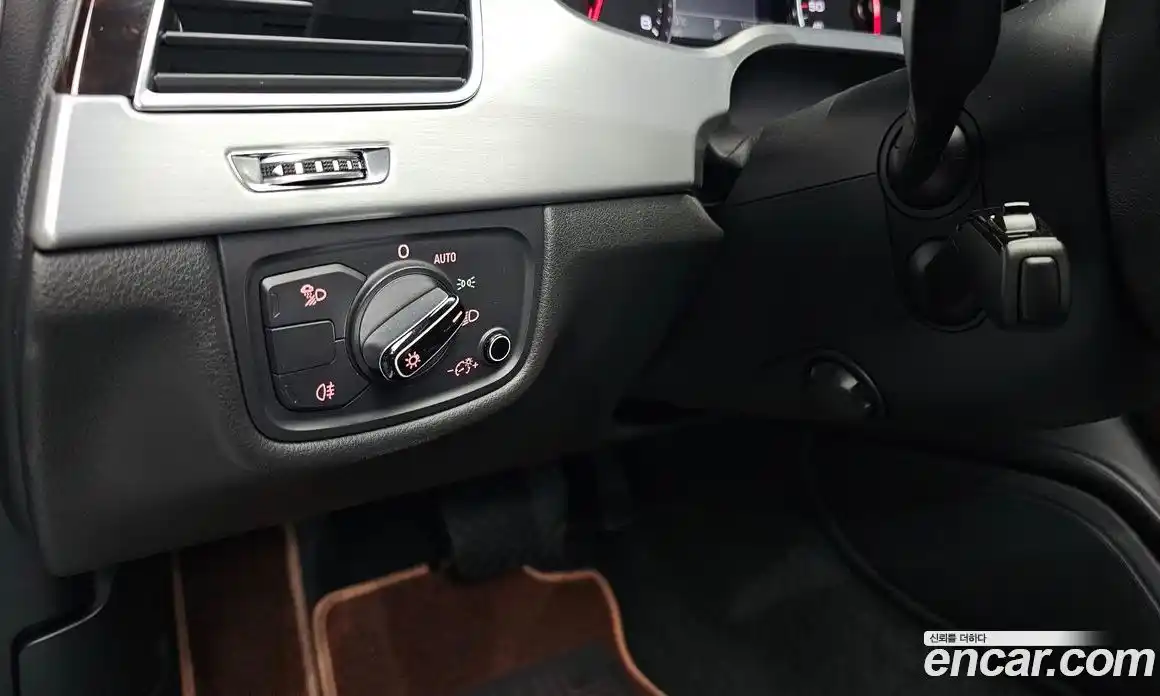 Audi A8 2013 4.0 гидро в Москве № 2057344, фото 23