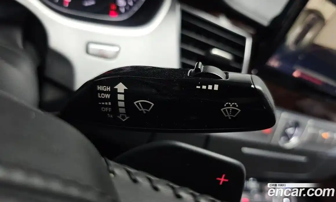Audi A8 2013 4.0 гидро в Москве № 2057344, фото 28