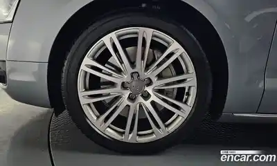 Audi A8 2013 4.0 гидро в Москве № 2057344, миниатюра 4