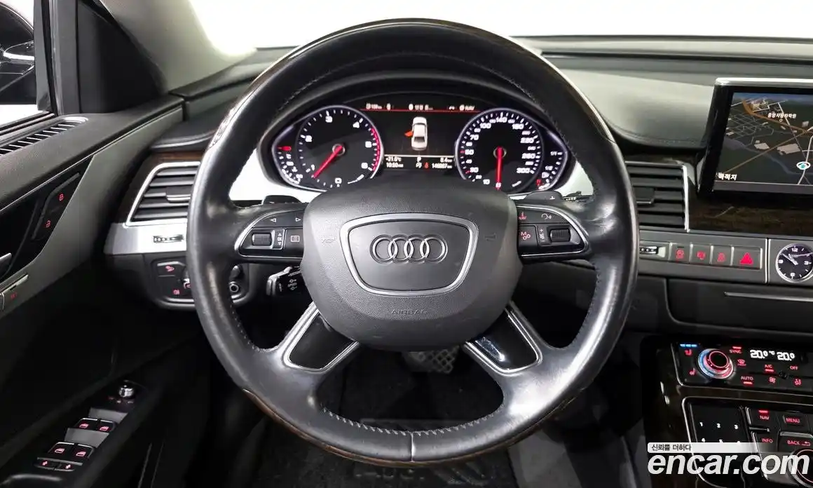 Audi A8 2015 4.1 гидро в Москве № 2057458, фото 13