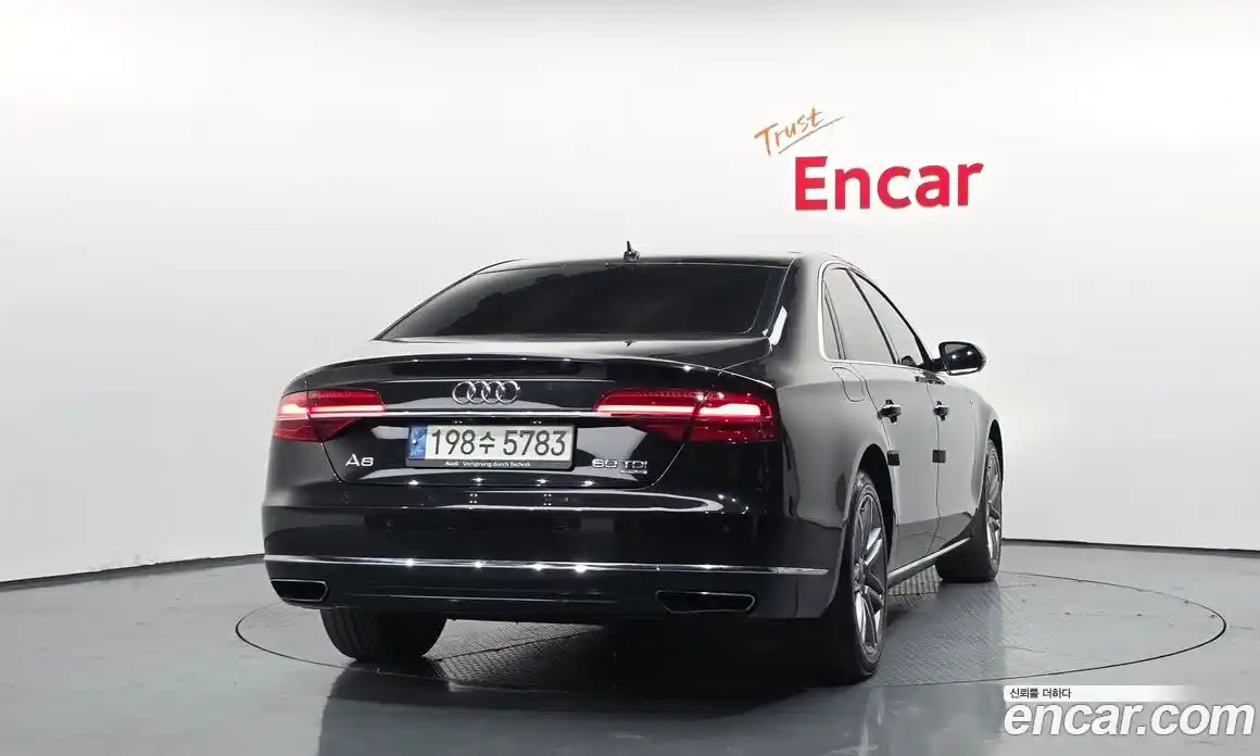 Audi A8 2015 4.1 гидро в Москве № 2057458, фото 4