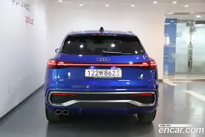 Audi Q5 2025 2.0 гидро в Москве № 2057586, миниатюра 4