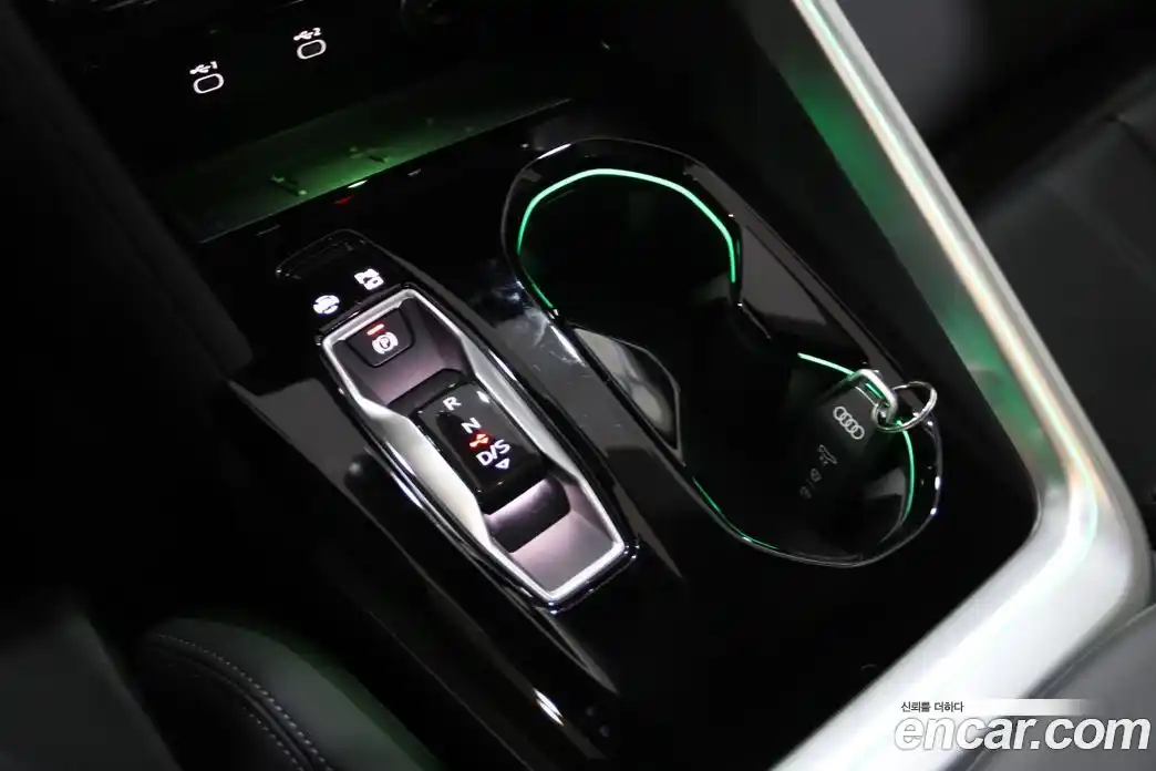 Audi Q5 2025 2.0 гидро в Москве № 2057586, фото 9