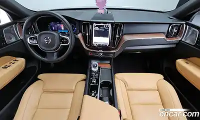 Volvo XC60 2024 2.0 гидро в Москве № 2057850, миниатюра 7