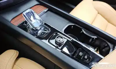 Volvo XC60 2024 2.0 гидро в Москве № 2057850, миниатюра 9