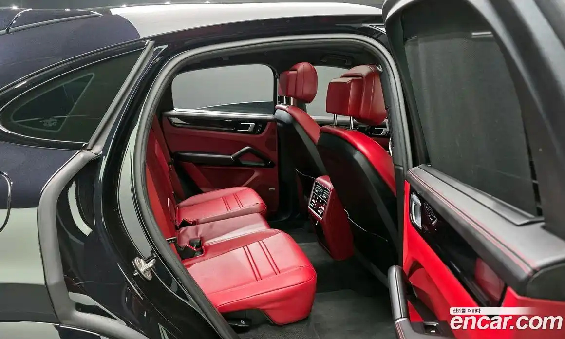 Porsche Cayenne 2022 3.0 гидро в Москве № 2058337, фото 17