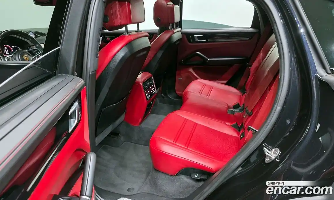 Porsche Cayenne 2022 3.0 гидро в Москве № 2058337, фото 18