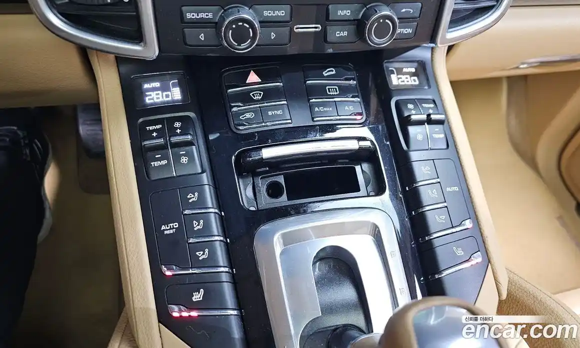 Porsche Cayenne 2014 3.0 гидро в Москве № 2058474, фото 16
