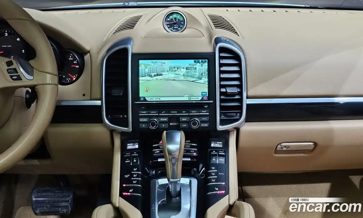 Porsche Cayenne 2014 3.0 гидро в Москве № 2058474, фото 19