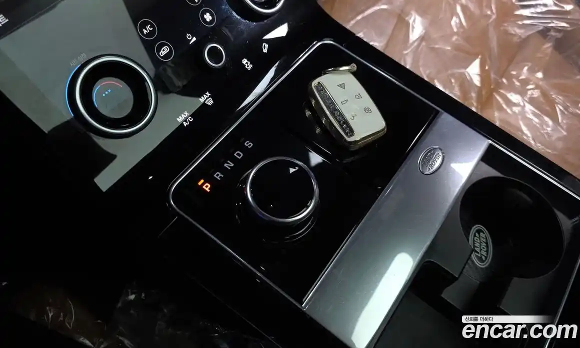 Land Rover Range-Rover Velar 2018 3.0 гидро в Москве № 2058818, фото 12