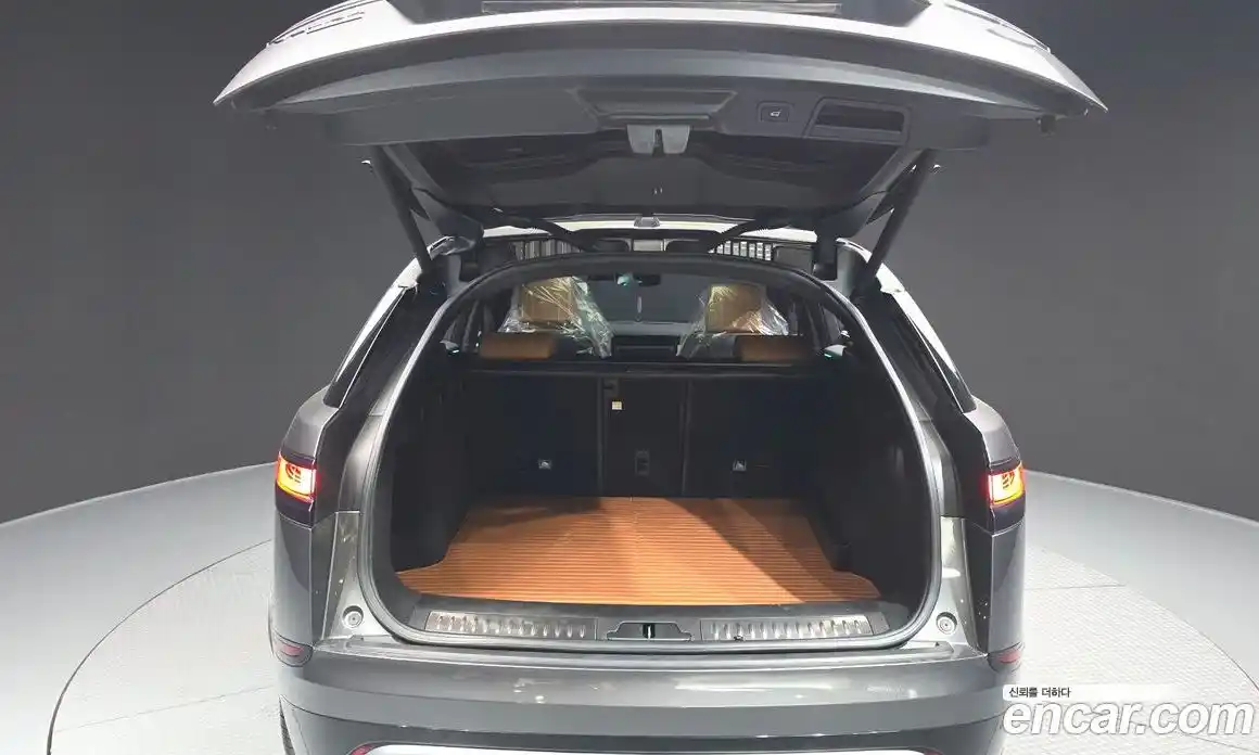 Land Rover Range-Rover Velar 2018 3.0 гидро в Москве № 2058818, фото 26
