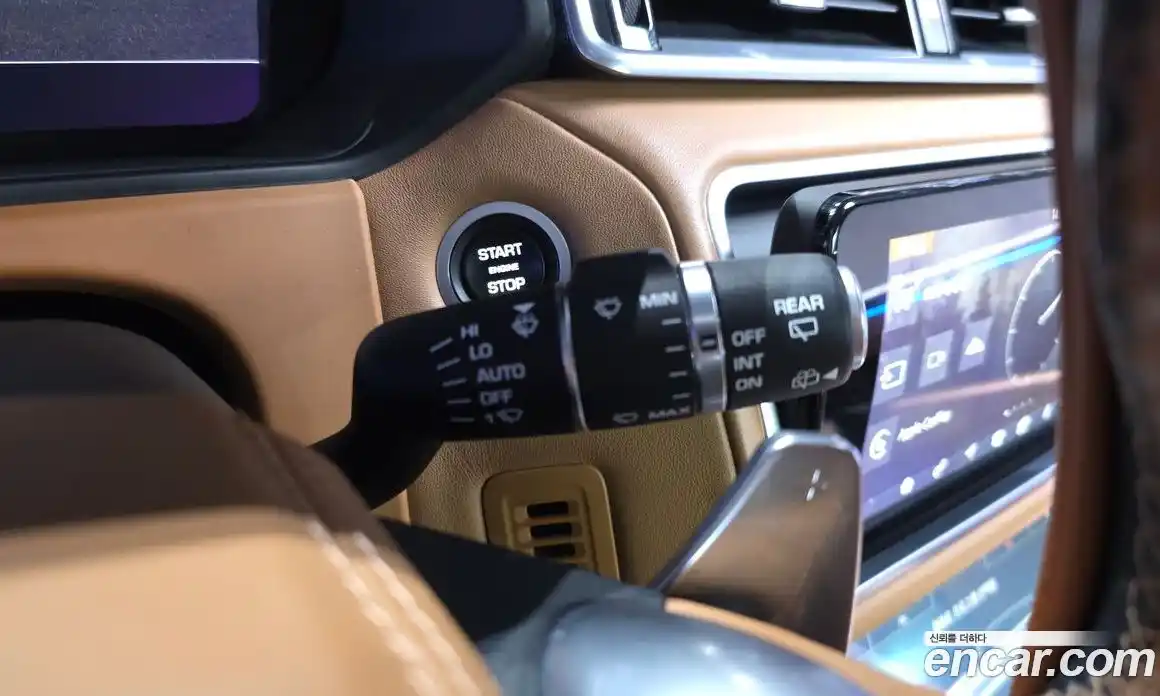 Land Rover Range-Rover Velar 2018 3.0 гидро в Москве № 2058818, фото 34