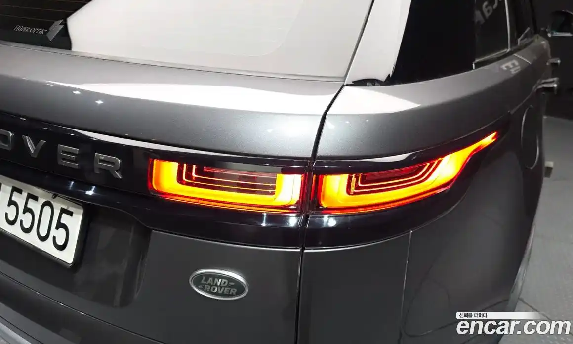 Land Rover Range-Rover Velar 2018 3.0 гидро в Москве № 2058818, фото 9