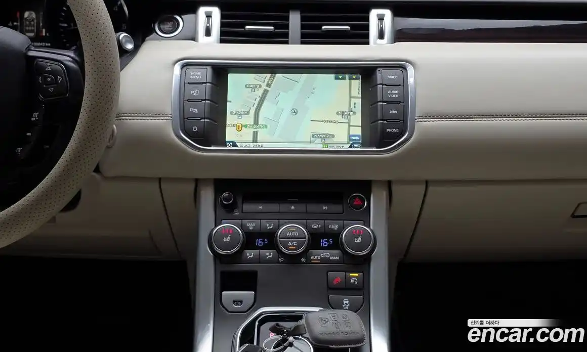 Land Rover Range-Rover Evoque 2015 2.2 гидро в Москве № 2058962, фото 14