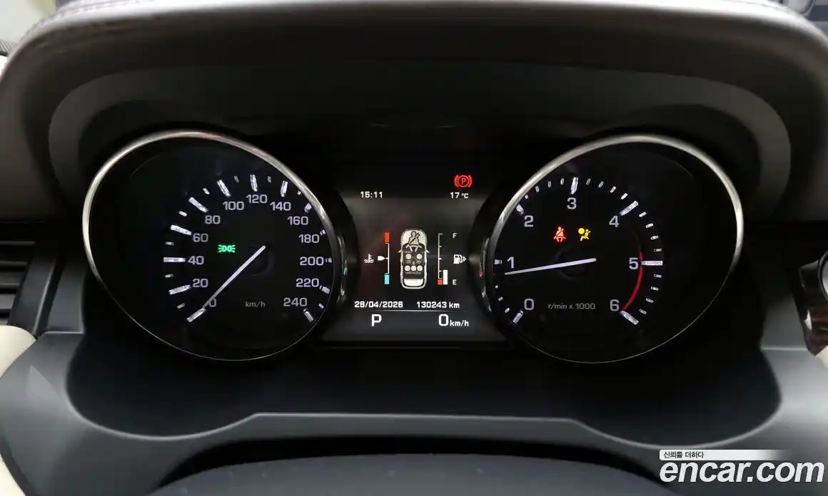 Land Rover Range-Rover Evoque 2015 2.2 гидро в Москве № 2058962, фото 8