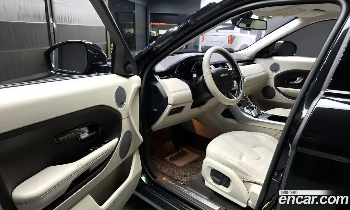 Land Rover Range-Rover Evoque 2015 2.2 гидро в Москве № 2058962, фото 10