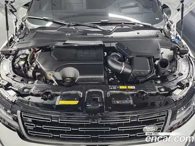 Land Rover Range-Rover Evoque 2025 2.0 гидро в Москве № 2059070, миниатюра 6