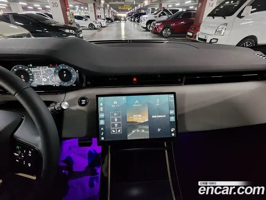 Land Rover Range-Rover Evoque 2025 2.0 гидро в Москве № 2059070, фото 7