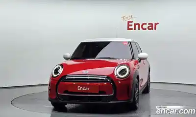Mini Cooper 2023 1.5 гидро в Москве № 2059251, миниатюра 3