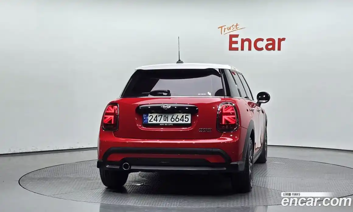 Mini Cooper 2023 1.5 гидро в Москве № 2059251, фото 4
