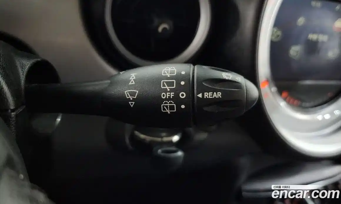 Mini Cooper 2011 1.6 гидро в Москве № 2059522, фото 20
