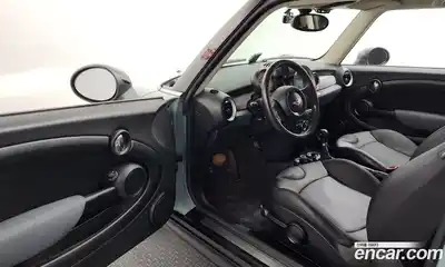 Mini Cooper 2011 1.6 гидро в Москве № 2059522, миниатюра 10