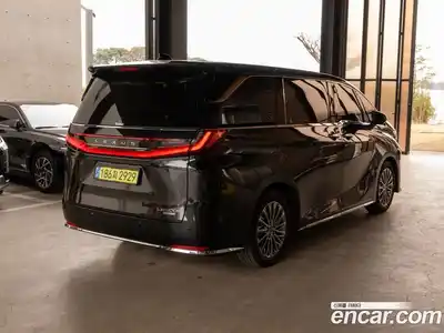 Lexus LM 2024 2.4 гидро в Москве № 2060182, миниатюра 2