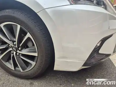 Lexus CT200h 2019 1.8 гидро в Москве № 2060194, миниатюра 4