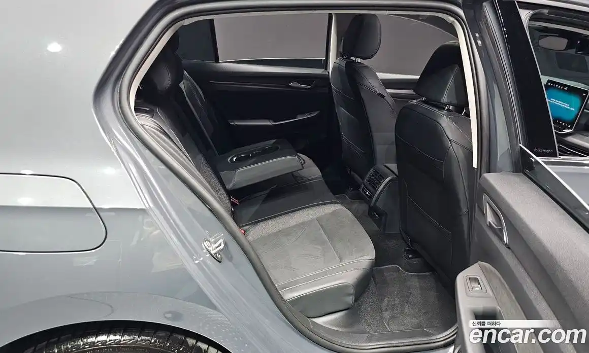 Volkswagen Golf 2025 2.0 гидро в Москве № 2060254, фото 17
